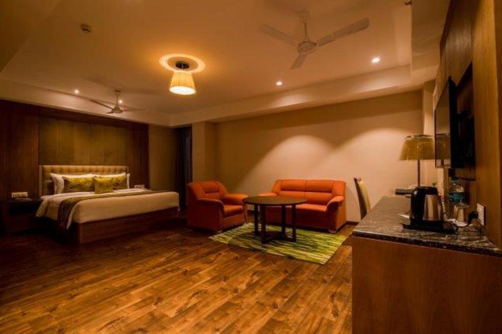 Lemon Tree Hotel Sziliguri Kültér fotó