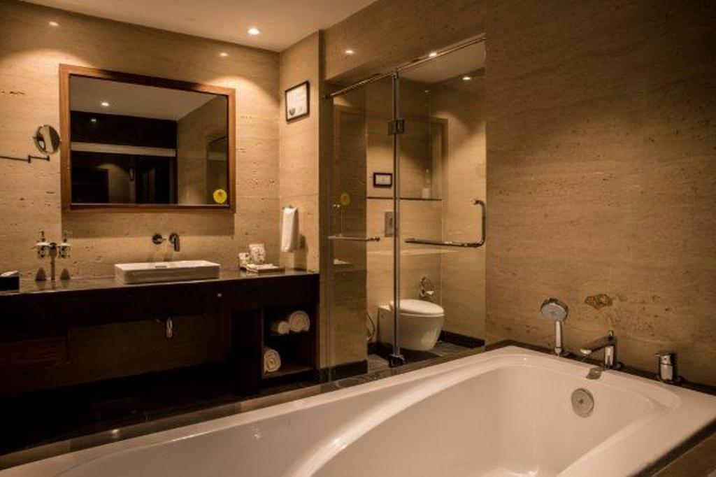 Lemon Tree Hotel Sziliguri Kültér fotó